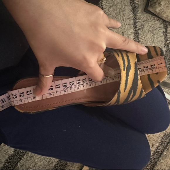 AMINA MUADDI LUPITA Satin Mule Sandal Heel Tiger Print Size 36 6 Like New! - Picture 7 of 7